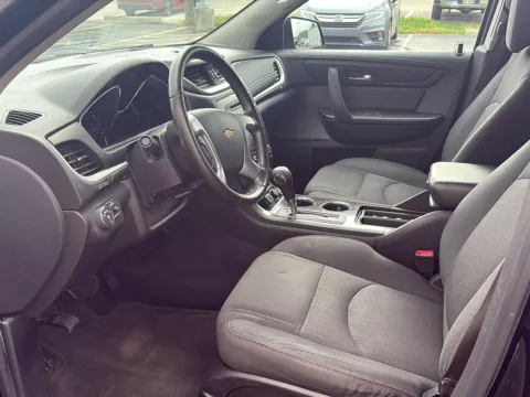 More photos of 2017 Chevrolet Traverse LT at Wilmington Auto Center Chrysler Dodge Jeep RAM, OH