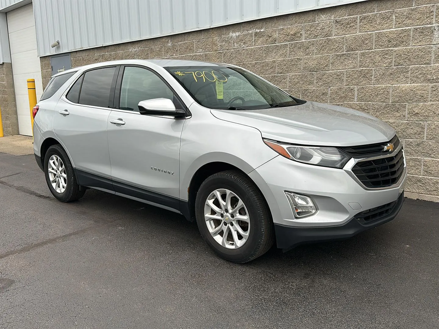 Used 2020 Chevrolet Equinox 2FL with VIN 2GNAXTEV3L6191437 for sale in Wilmington, OH