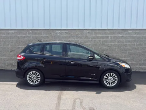 Photos of 2017 Ford C-Max Hybrid SE for sale in Wilmington, OH at Wilmington Auto Center Chrysler Dodge Jeep RAM