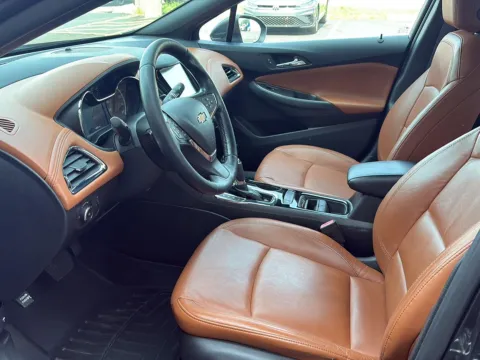 More photos of 2017 Chevrolet Cruze Premier at Wilmington Auto Center Chrysler Dodge Jeep RAM, OH