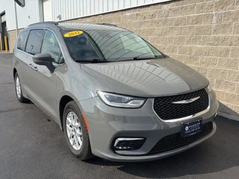 Another view of 2022 Chrysler Pacifica Touring L for sale in Wilmington, OH at Wilmington Auto Center Chrysler Dodge Jeep RAM