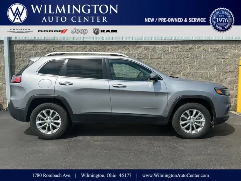 Silver 2019 Jeep Cherokee Latitude for sale in Wilmington, OH