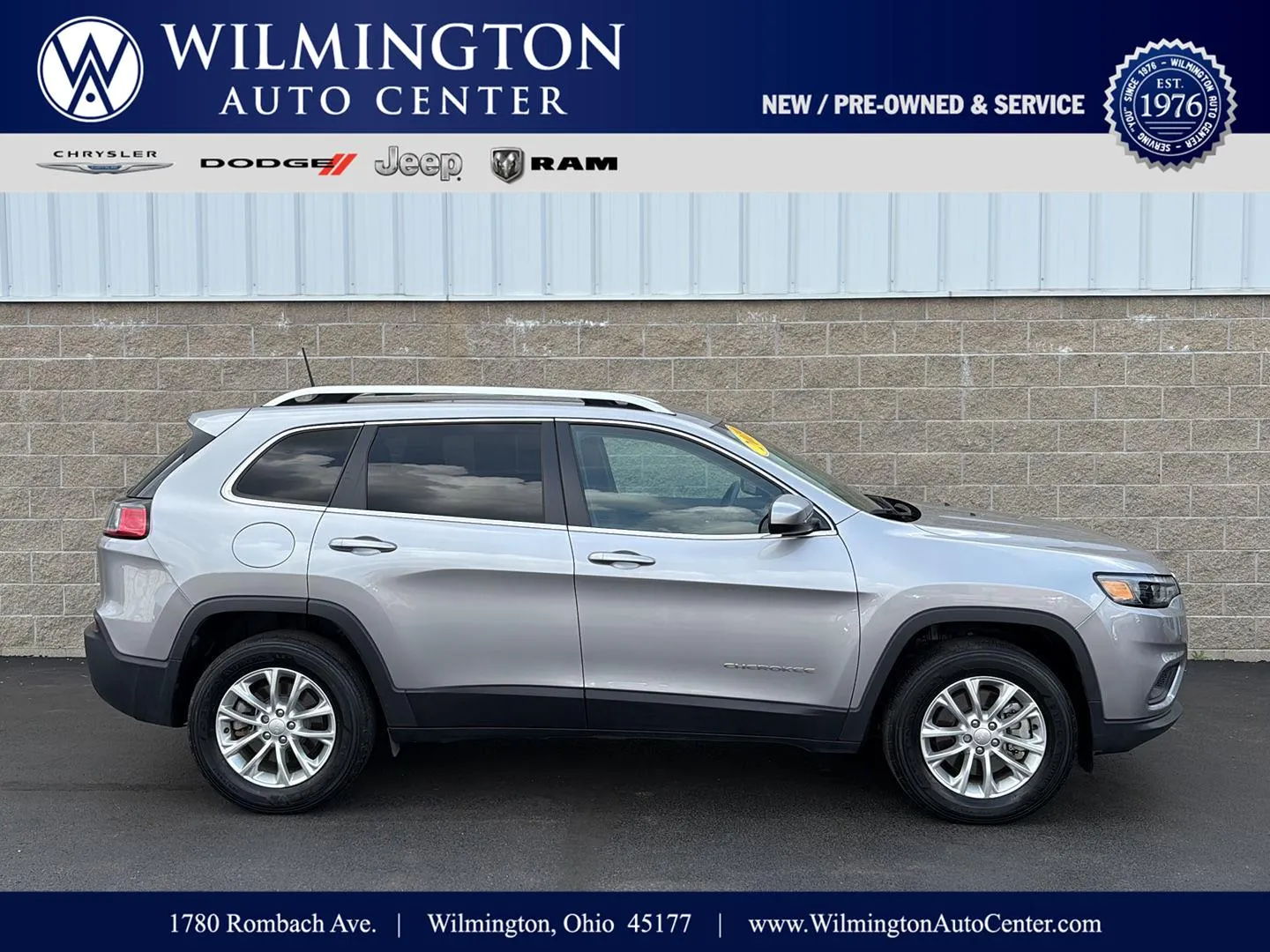 Silver 2019 Jeep Cherokee Latitude for sale in Wilmington, OH