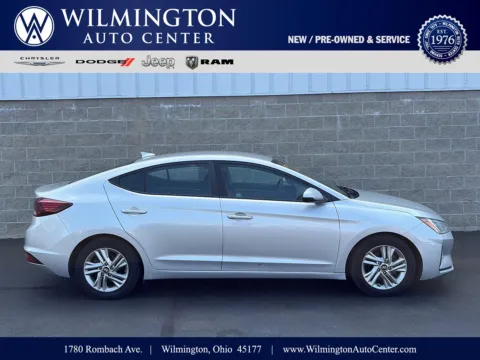 Silver 2019 Hyundai Elantra SEL for sale in Wilmington, OH