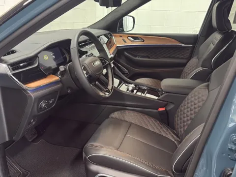 More photos of 2026 Jeep Grand Cherokee Summit at Wilmington Auto Center Chrysler Dodge Jeep RAM, OH