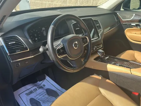 More photos of 2016 Volvo XC90 T6 Momentum at Wilmington Auto Center Chrysler Dodge Jeep RAM, OH