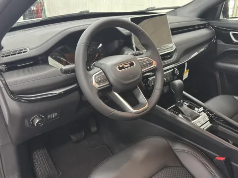 More photos of 2026 Jeep Compass Latitude Altitude at Wilmington Auto Center Chrysler Dodge Jeep RAM, OH