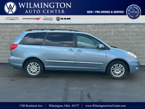 Blue 2010 Toyota Sienna XLE Limited for sale in Wilmington, OH