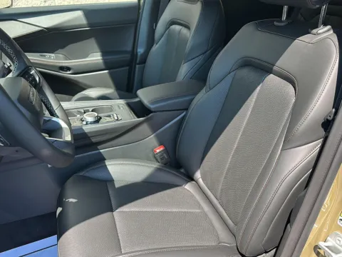 More photos of 2026 Jeep Cherokee Overland at Wilmington Auto Center Chrysler Dodge Jeep RAM, OH