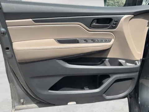 More photos of 2018 Honda Odyssey EX-L at Wilmington Auto Center Chrysler Dodge Jeep RAM, OH