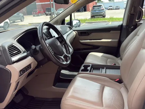 More photos of 2018 Honda Odyssey EX-L at Wilmington Auto Center Chrysler Dodge Jeep RAM, OH