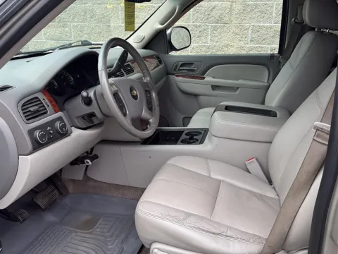 More photos of 2014 Chevrolet Tahoe LT at Wilmington Auto Center Chrysler Dodge Jeep RAM, OH