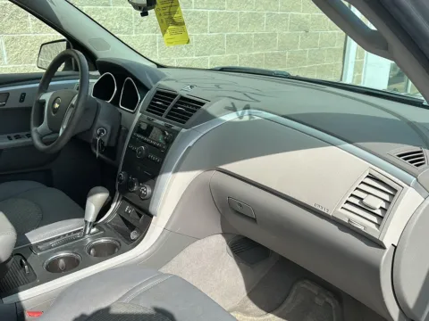 More photos of 2012 Chevrolet Traverse LS at Wilmington Auto Center Chrysler Dodge Jeep RAM, OH