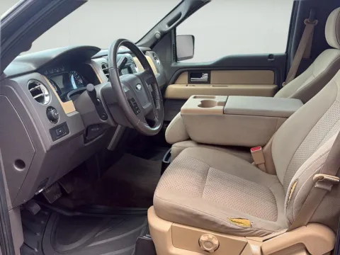 More photos of 2013 Ford F-150 XLT at Wilmington Auto Center Chrysler Dodge Jeep RAM, OH