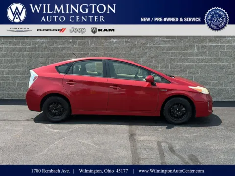 Red 2013 Toyota Prius Three for sale in Wilmington, OH
