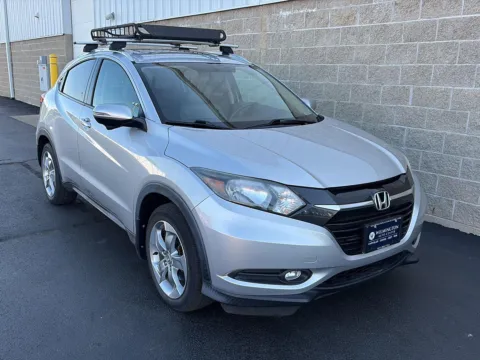 Photos of 2016 Honda HR-V EX-L w/Navi for sale in Wilmington, OH at Wilmington Auto Center Chrysler Dodge Jeep RAM