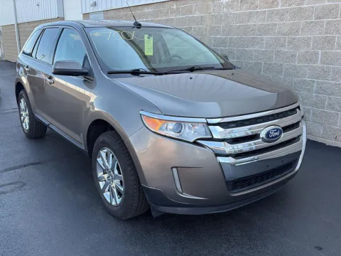 Photos of 2014 Ford Edge SEL for sale in Wilmington, OH at Wilmington Auto Center Chrysler Dodge Jeep RAM