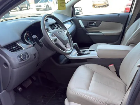 More photos of 2014 Ford Edge SEL at Wilmington Auto Center Chrysler Dodge Jeep RAM, OH