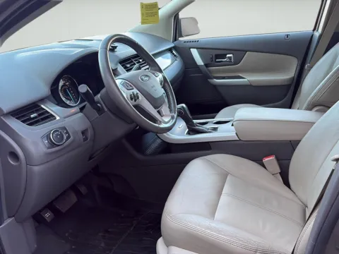 More photos of 2014 Ford Edge SEL at Wilmington Auto Center Chrysler Dodge Jeep RAM, OH