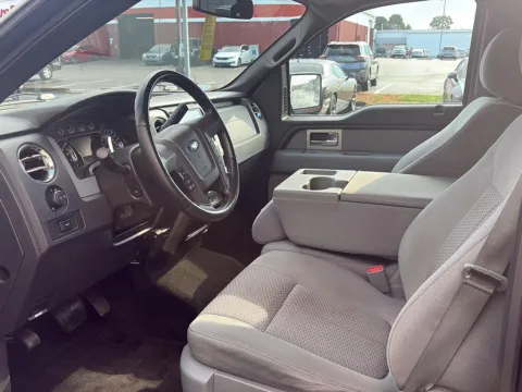 More photos of 2011 Ford F-150 XLT at Wilmington Auto Center Chrysler Dodge Jeep RAM, OH