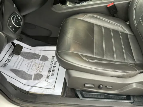 More photos of 2017 Ford Escape Titanium at Wilmington Auto Center Chrysler Dodge Jeep RAM, OH