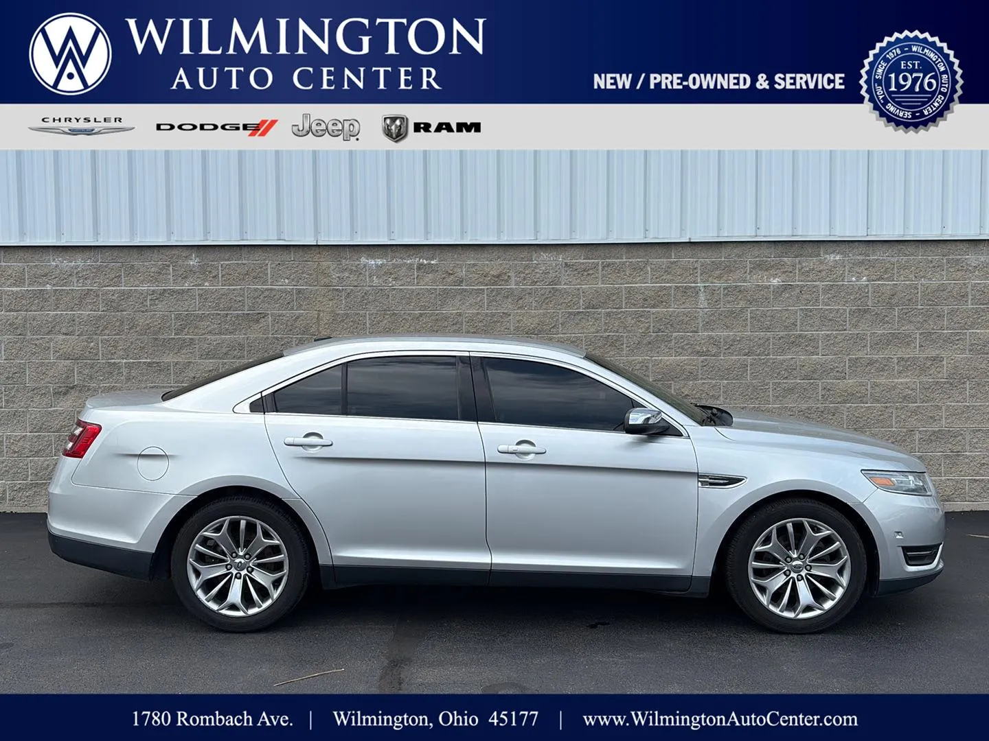 Silver 2013 Ford Taurus Limited for sale in Wilmington, OH