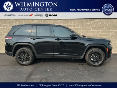 Black 2025 Jeep Grand Cherokee Altitude X for sale in Wilmington, OH