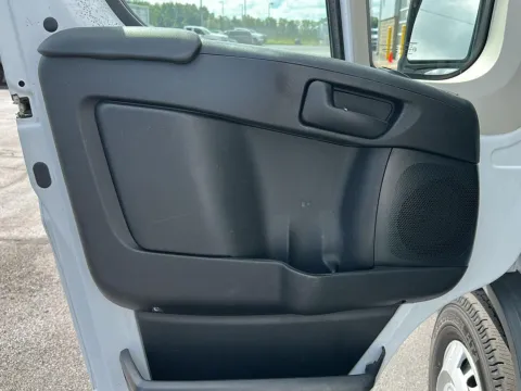 More photos of 2017 Ram ProMaster Cargo Van 1500 LOW ROOF TRADESMAN 136-IN. WB at Wilmington Auto Center Chrysler Dodge Jeep RAM, OH