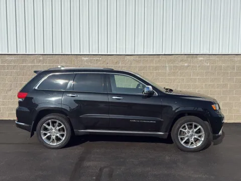 Photos of 2016 Jeep Grand Cherokee Summit for sale in Wilmington, OH at Wilmington Auto Center Chrysler Dodge Jeep RAM