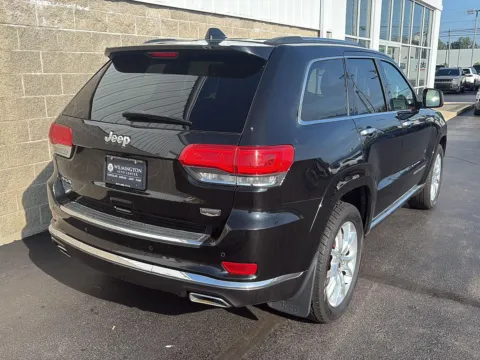 More photos of 2016 Jeep Grand Cherokee Summit at Wilmington Auto Center Chrysler Dodge Jeep RAM, OH