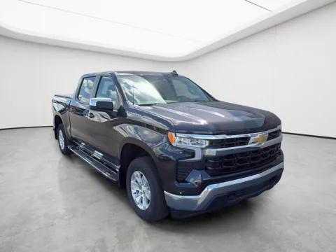 Photos of 2023 Chevrolet Silverado 1500 LT for sale in Wilmington, OH at Wilmington Auto Center Chrysler Dodge Jeep RAM