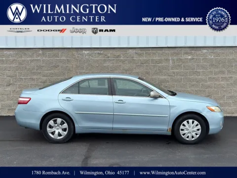 Blue 2009 Toyota Camry LE for sale in Wilmington, OH