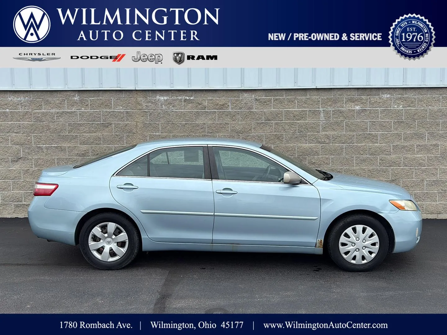 Blue 2009 Toyota Camry LE for sale in Wilmington, OH