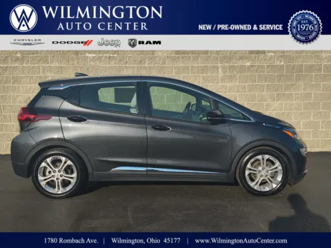 Gray 2021 Chevrolet Bolt EV LT for sale in Wilmington, OH