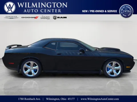 Black 2013 Dodge Challenger R/T Plus for sale in Wilmington, OH