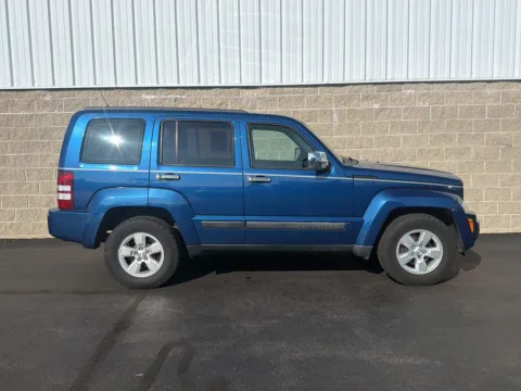 Blue 2010 Jeep Liberty Sport for sale in Wilmington, OH