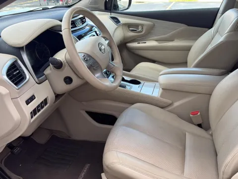 More photos of 2015 Nissan Murano Platinum at Wilmington Auto Center Chrysler Dodge Jeep RAM, OH