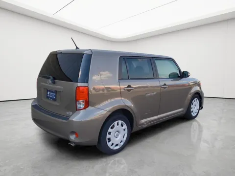 More photos of 2011 Scion xB at Wilmington Auto Center Chrysler Dodge Jeep RAM, OH