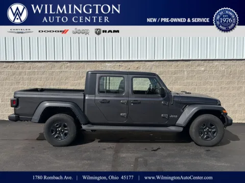 Gray 2021 Jeep Gladiator Sport for sale in Wilmington, OH