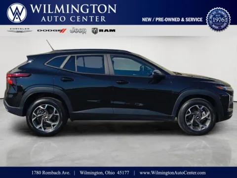 Black 2024 Chevrolet Trax LT for sale in Wilmington, OH