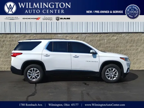 White 2021 Chevrolet Traverse LT Cloth for sale in Wilmington, OH