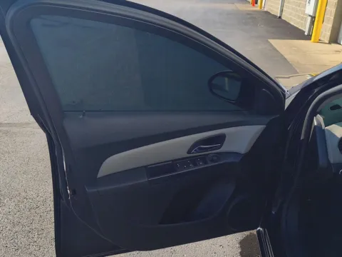 More photos of 2015 Chevrolet Cruze LS at Wilmington Auto Center Chrysler Dodge Jeep RAM, OH