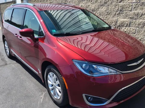Photos of 2018 Chrysler Pacifica Touring L for sale in Wilmington, OH at Wilmington Auto Center Chrysler Dodge Jeep RAM