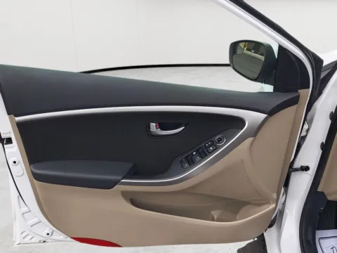 More photos of 2015 Hyundai Elantra GT at Wilmington Auto Center Chrysler Dodge Jeep RAM, OH