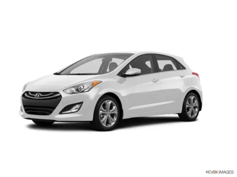 White 2015 Hyundai Elantra GT for sale in Wilmington, OH