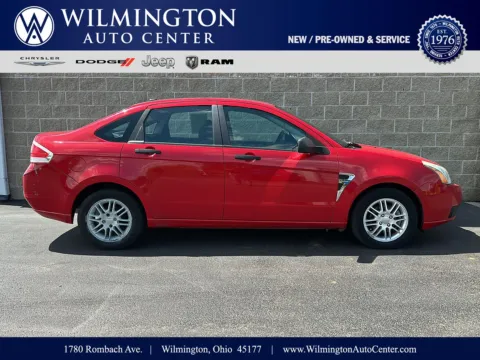 Red 2008 Ford Focus SE for sale in Wilmington, OH