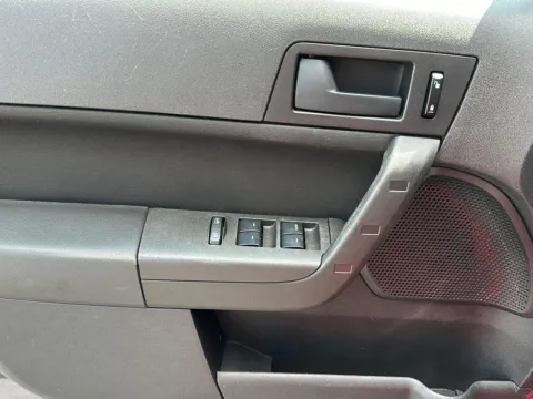 More photos of 2008 Ford Focus SE at Wilmington Auto Center Chrysler Dodge Jeep RAM, OH