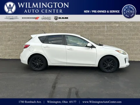 White 2013 Mazda Mazda3 i Touring for sale in Wilmington, OH
