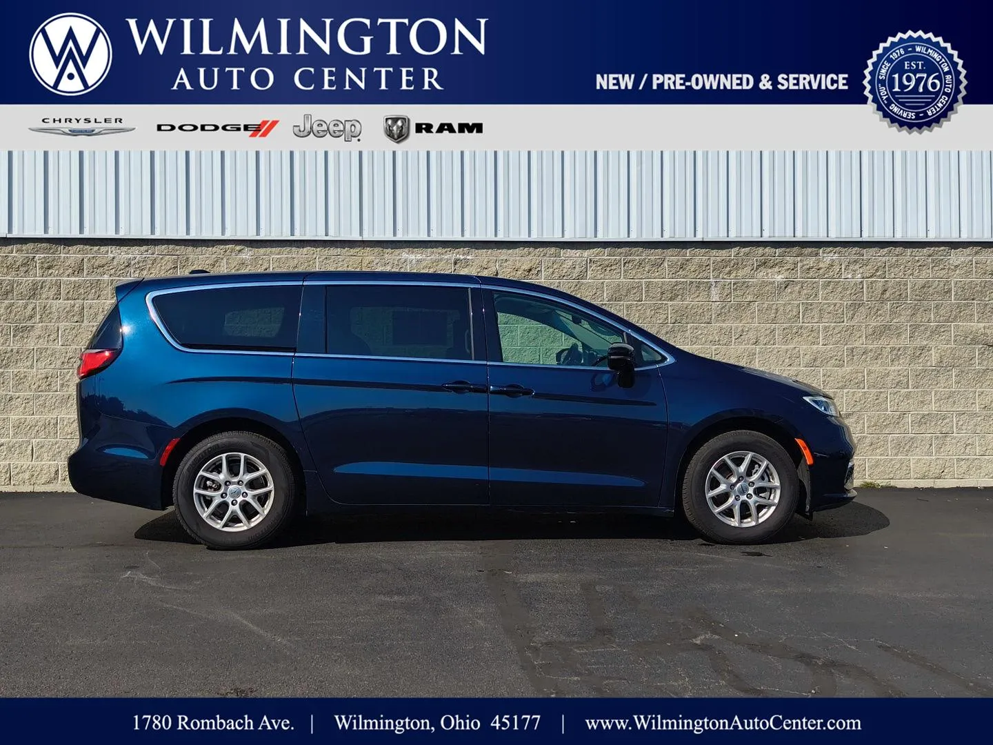 Blue 2024 Chrysler Pacifica Touring L for sale in Wilmington, OH