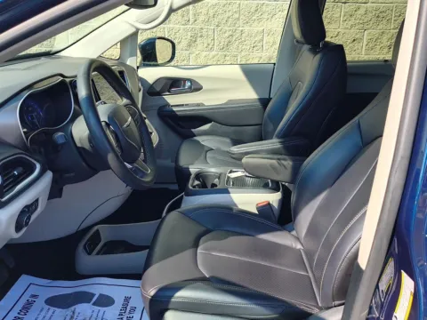 More photos of 2024 Chrysler Pacifica Touring L at Wilmington Auto Center Chrysler Dodge Jeep RAM, OH